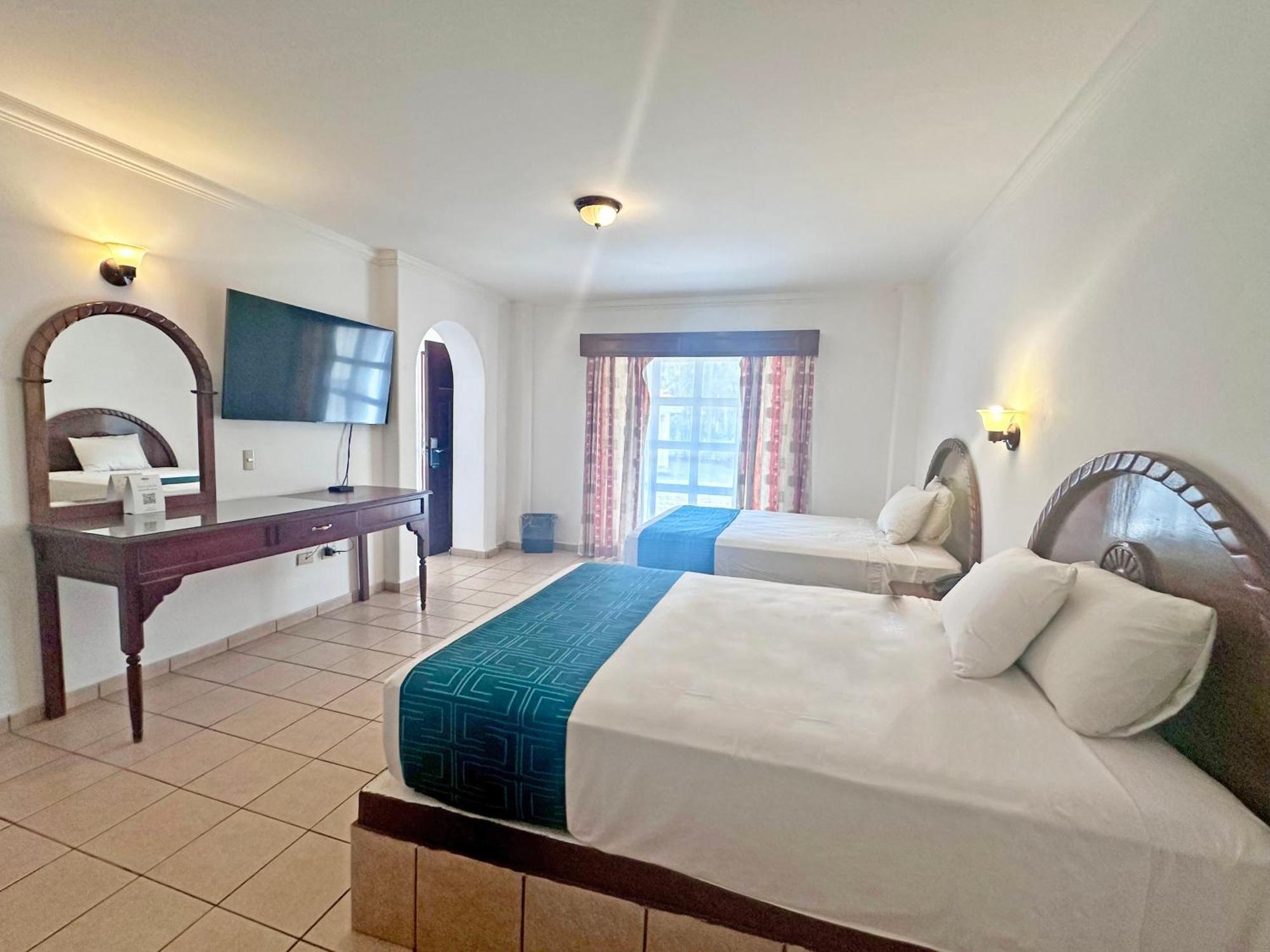 Inhouse Select Hacienda Tres Rios Hotel Culiacán Екстериор снимка