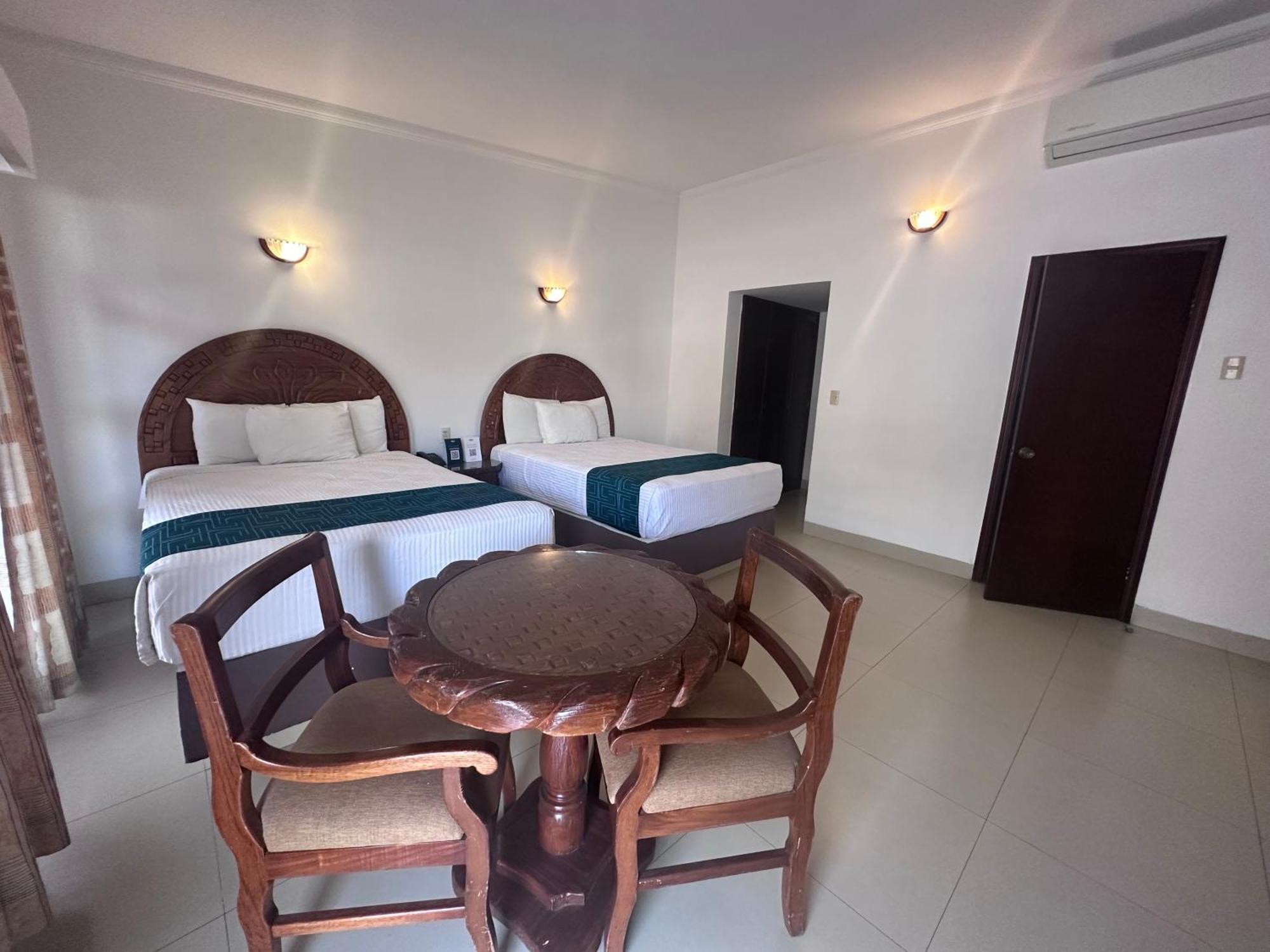 Inhouse Select Hacienda Tres Rios Hotel Culiacán Екстериор снимка