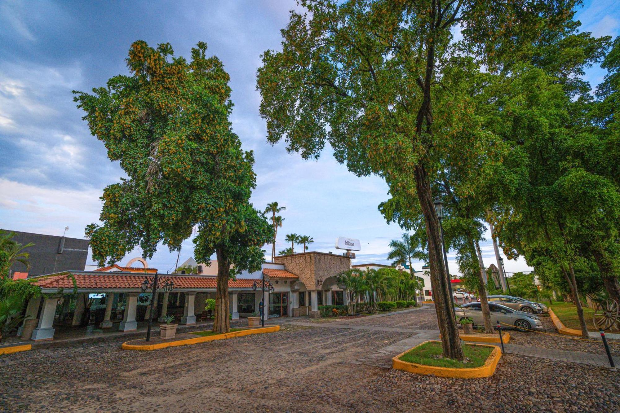 Inhouse Select Hacienda Tres Rios Hotel Culiacán Екстериор снимка
