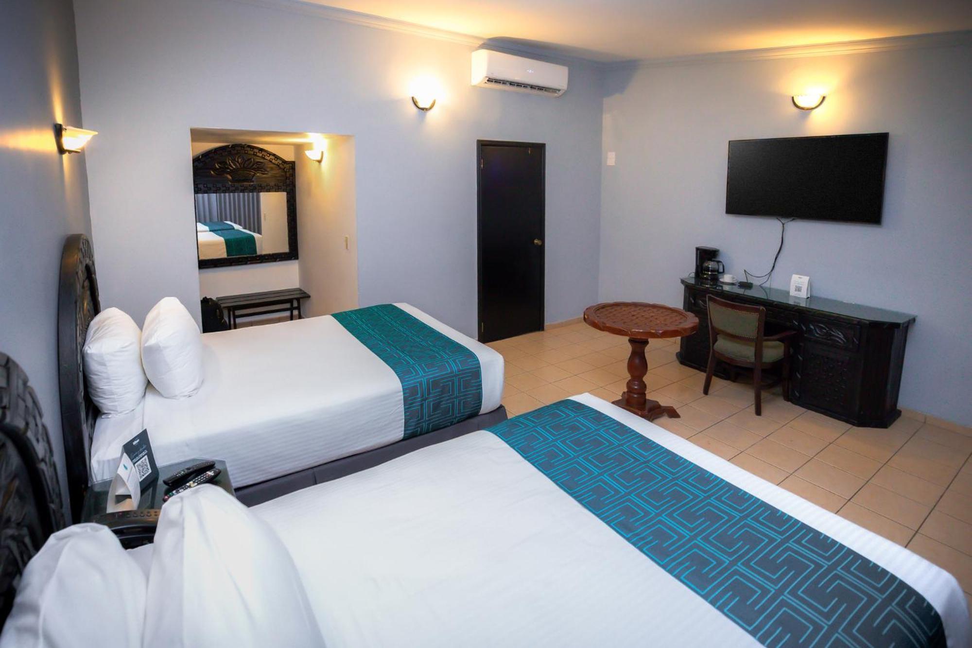 Inhouse Select Hacienda Tres Rios Hotel Culiacán Екстериор снимка