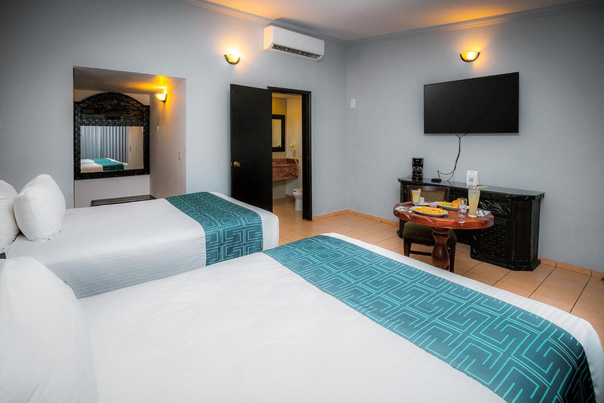 Inhouse Select Hacienda Tres Rios Hotel Culiacán Екстериор снимка