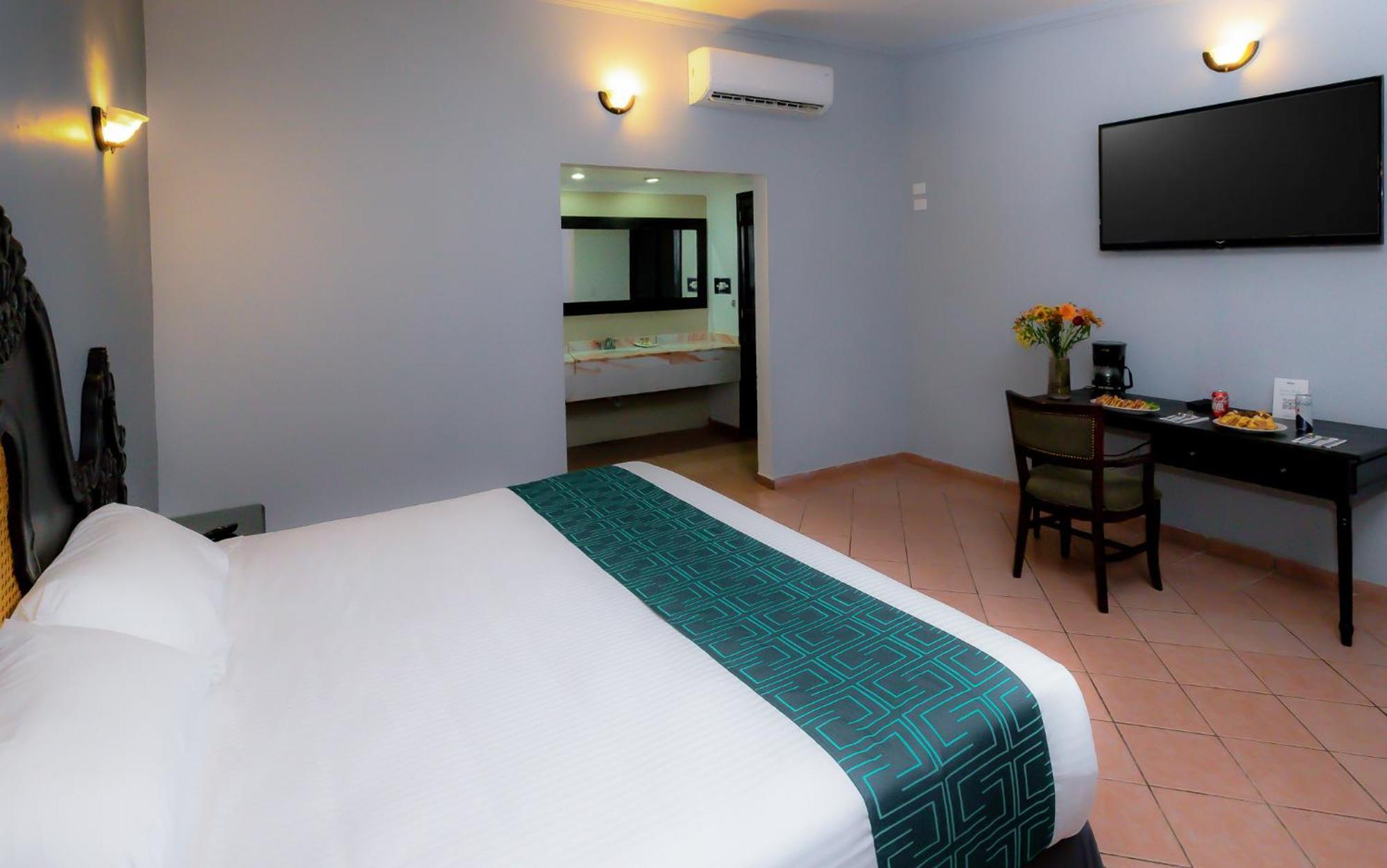 Inhouse Select Hacienda Tres Rios Hotel Culiacán Екстериор снимка