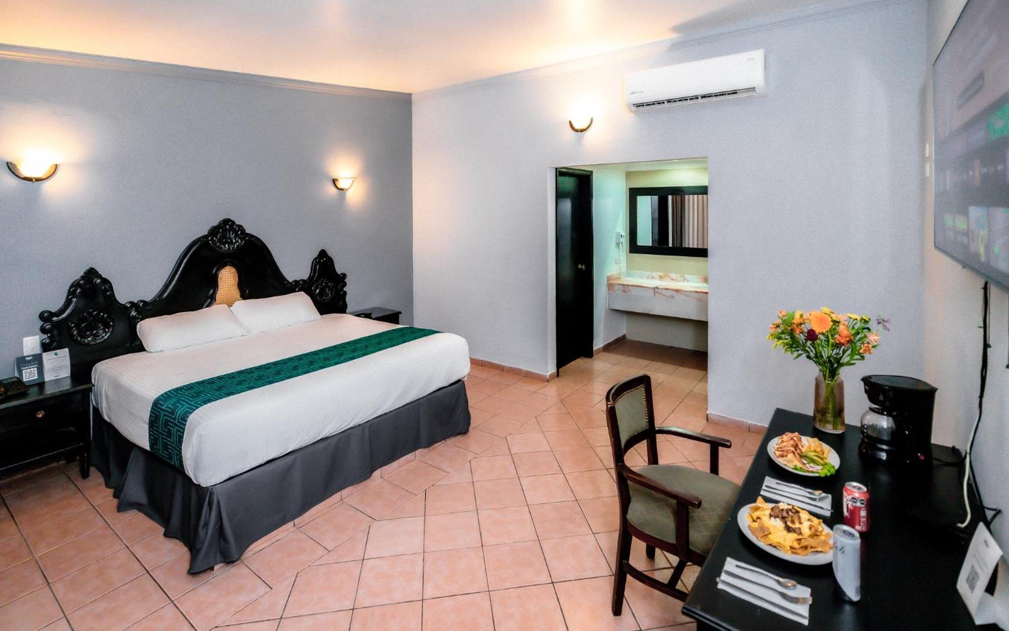 Inhouse Select Hacienda Tres Rios Hotel Culiacán Екстериор снимка